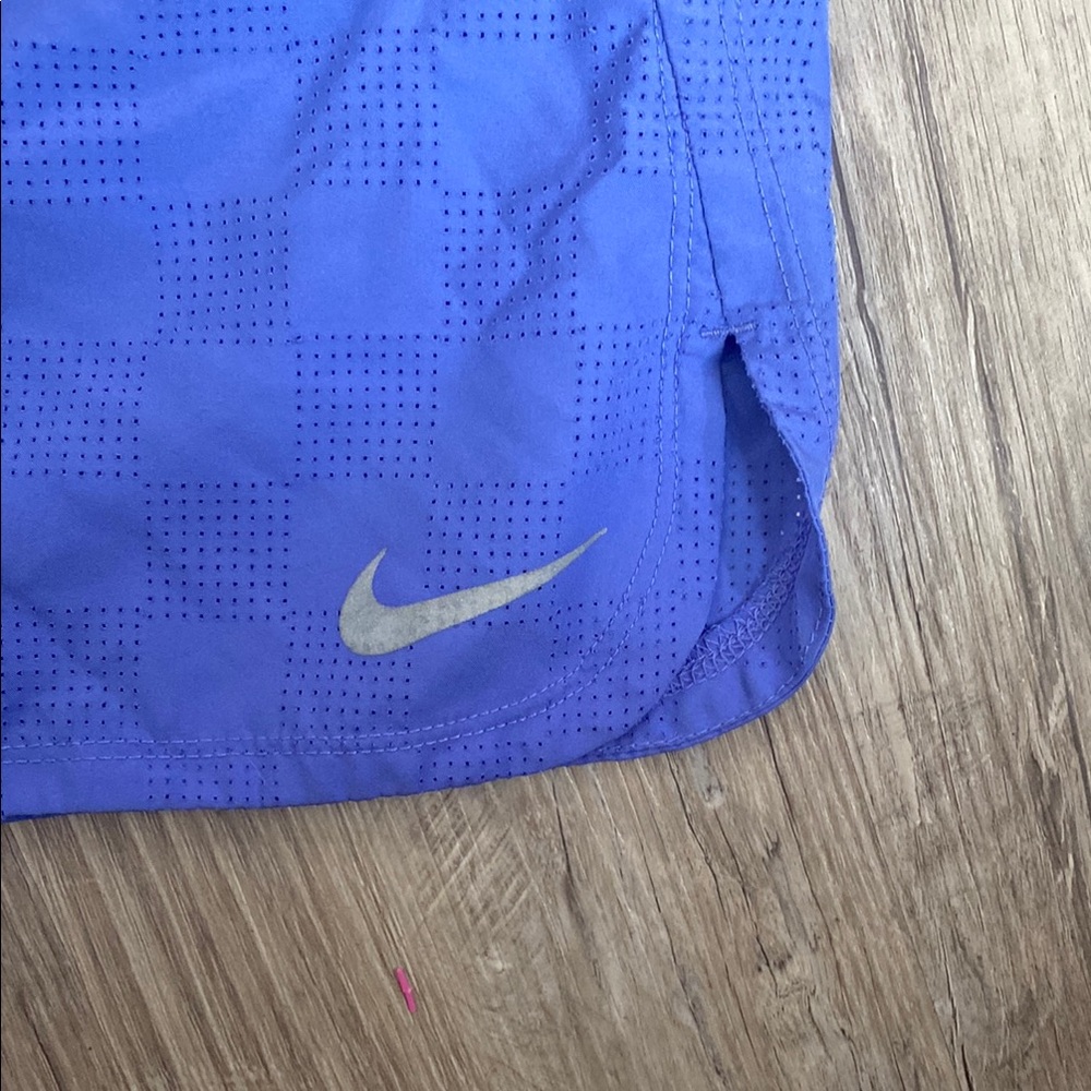 Nike Women's Purple Running Shorts - Picture 2 of 7